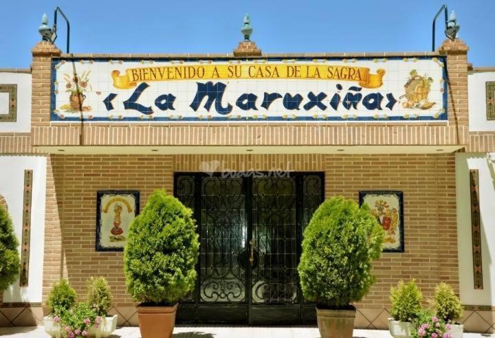 Hotel La Maruxina La Alameda de la Sagra Bagian luar foto