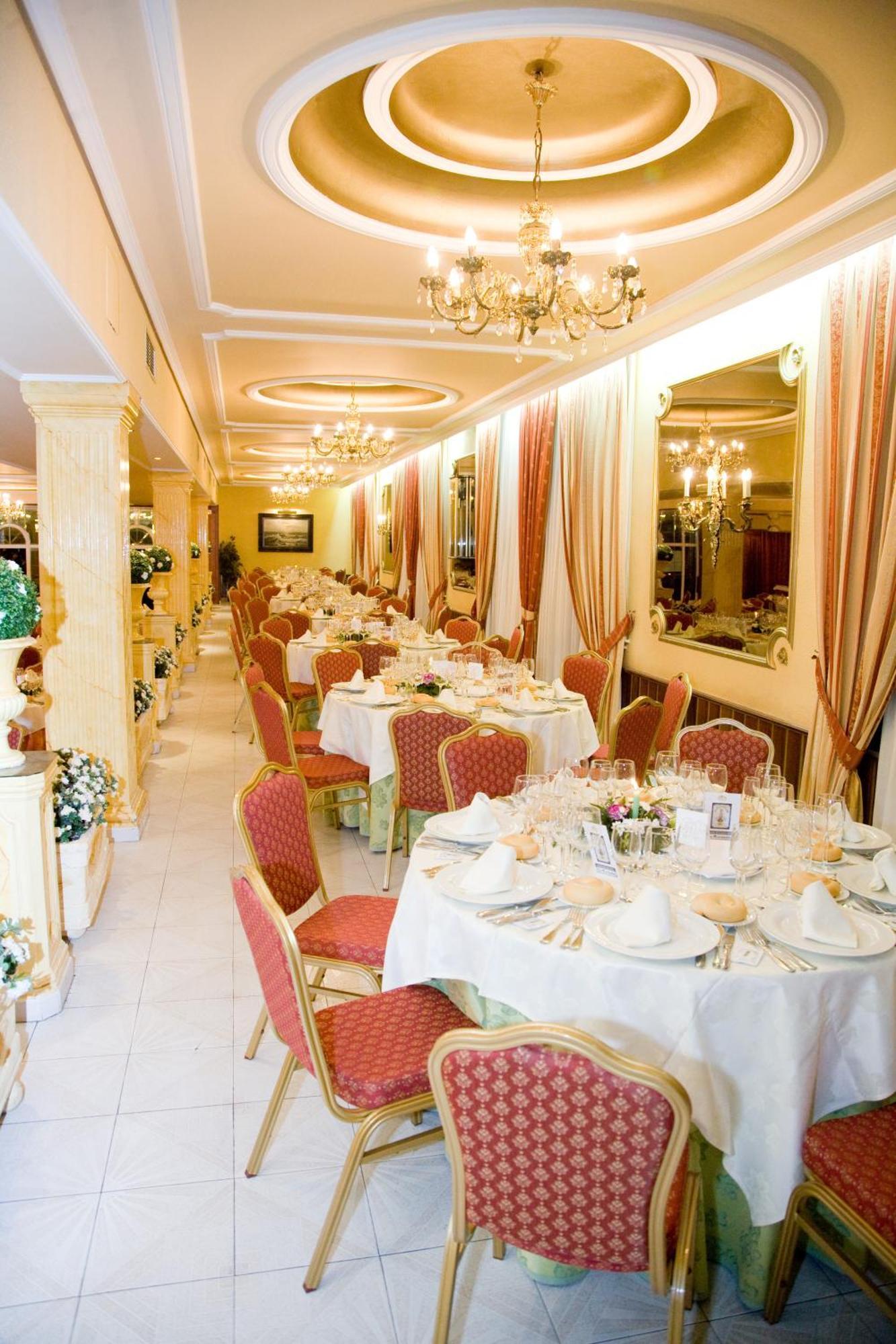 Hotel La Maruxina La Alameda de la Sagra Bagian luar foto